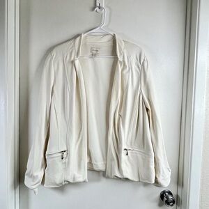 Chico's Elegant Cream Blazer with Zipper Accents